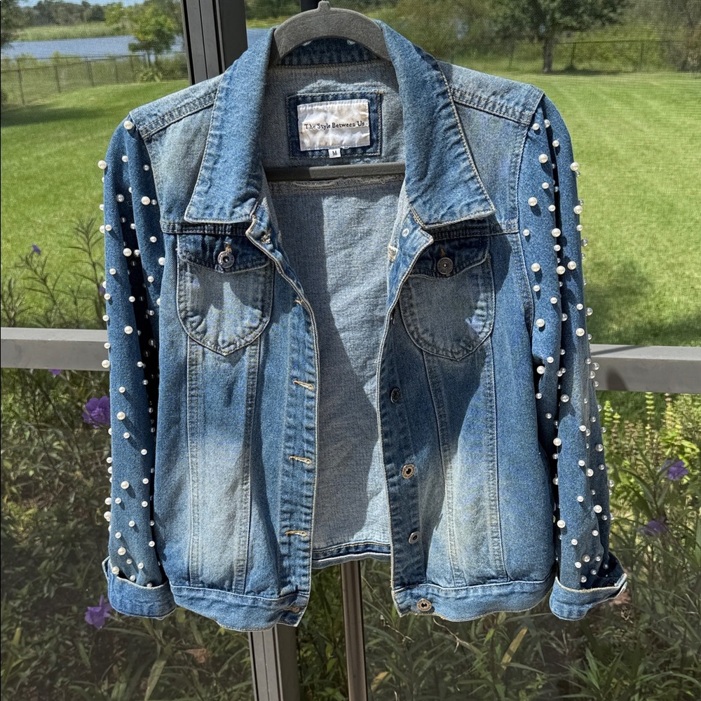 Between Us medium Pearl embellished sleeves Distressed Blue Jean Denim Jacket